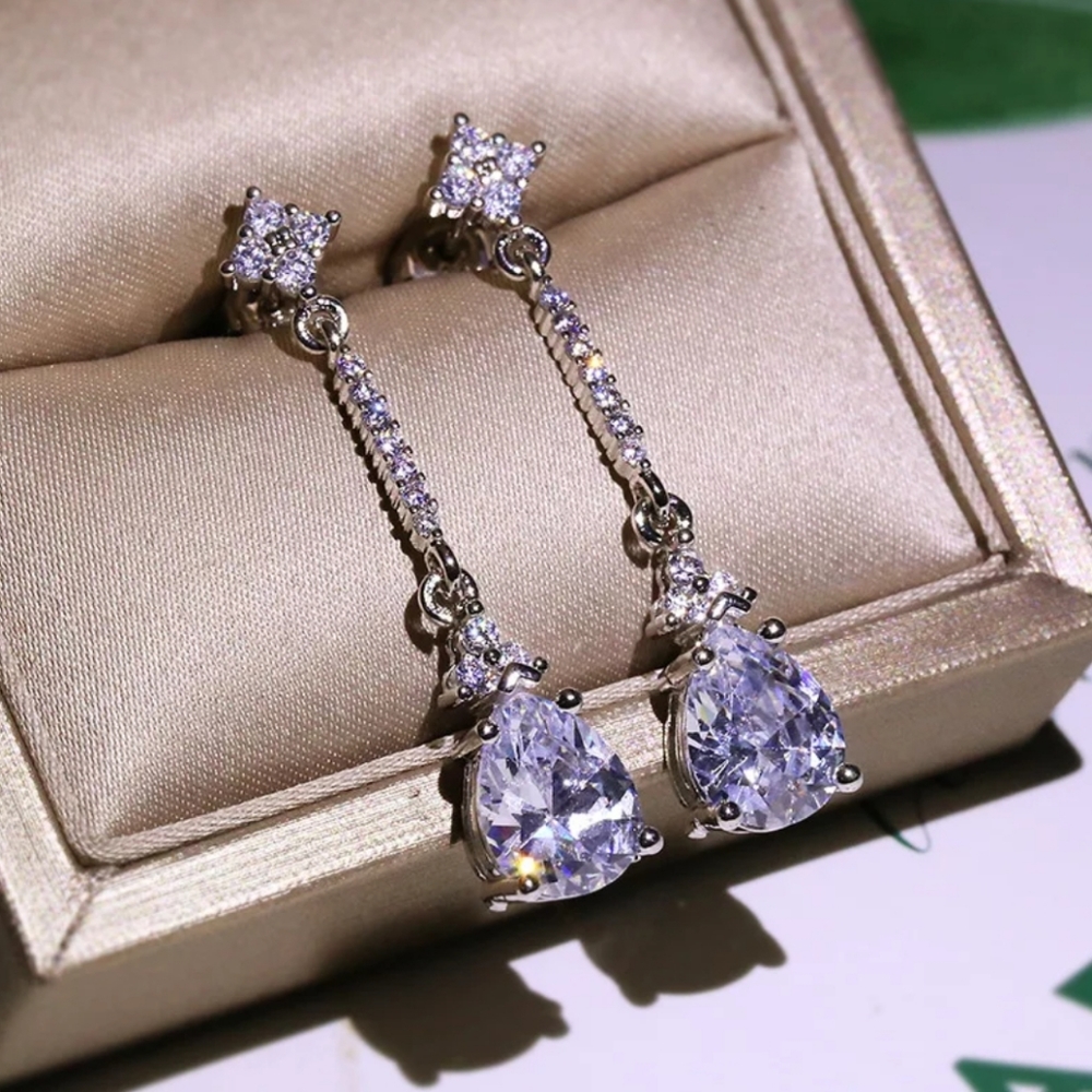 Exquisite .925 Sterling Silver CZ Dangling Earring - Picture 2 of 7